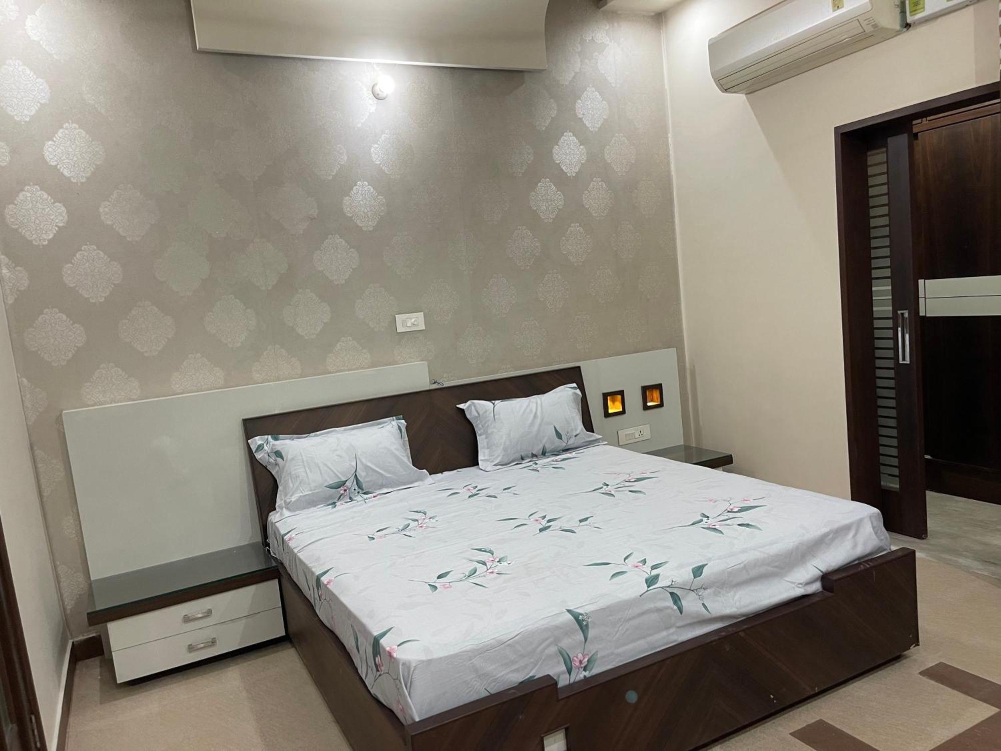 Urban Oasis Villa Amritsar Exterior photo
